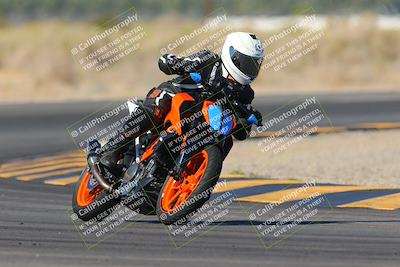 media/Nov-06-2023-Moto Forza (Mon) [[ce023d0744]]/4-Beginner Group/Session 3 (Turn 16)/